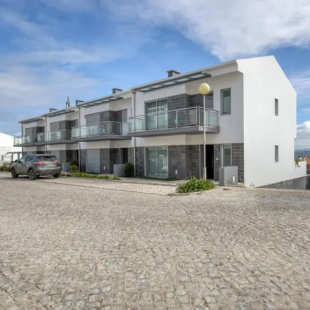 Modern Holiday Home In Salir Do Porto With Swimming Pool Salir de Porto Exterior photo
