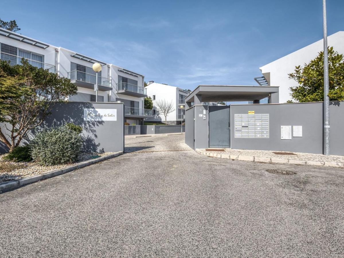Modern In Salir Do Porto With Swimming Pool