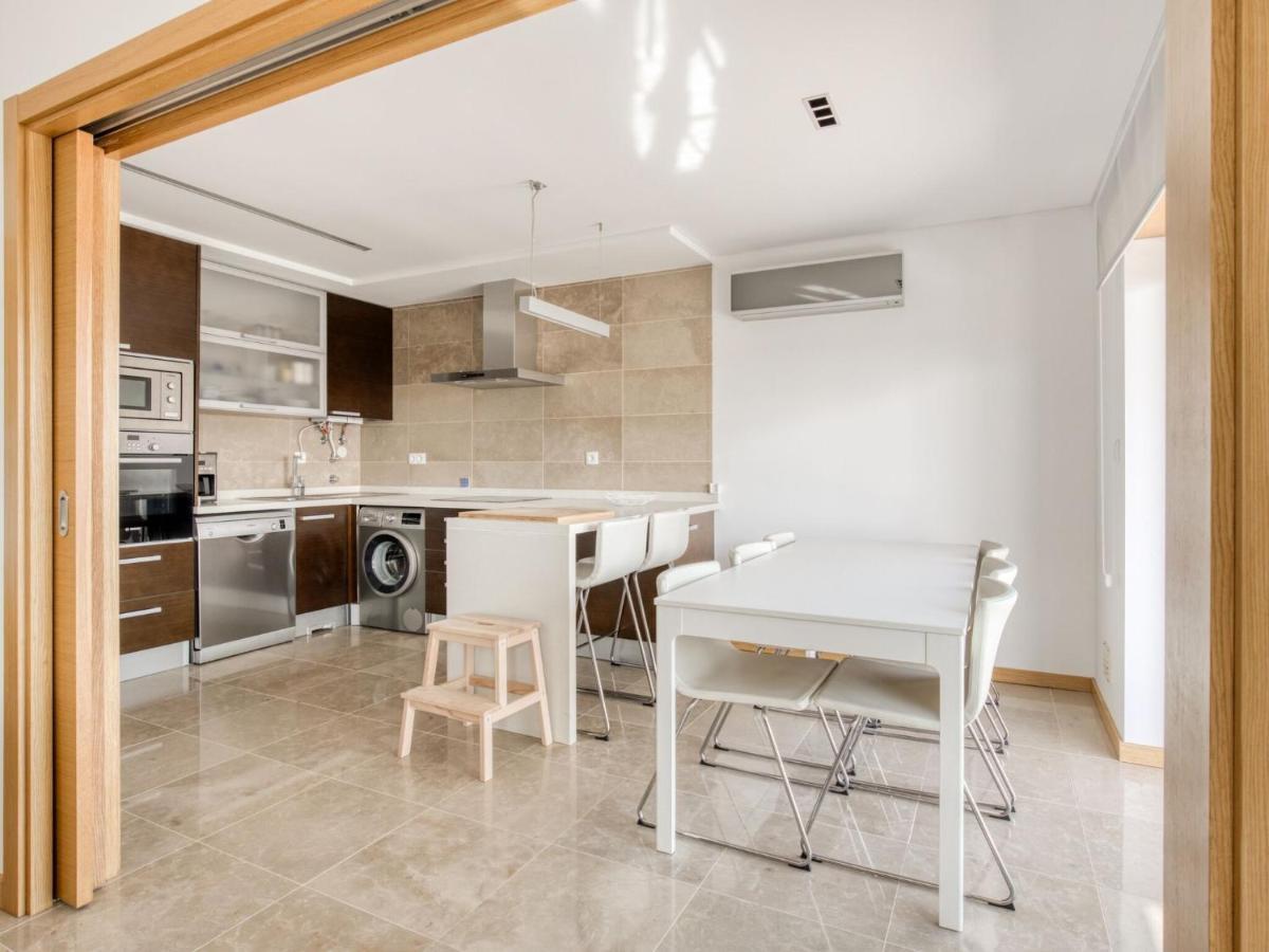 Hébergement de vacances Modern In Salir Do Porto With Swimming Pool *