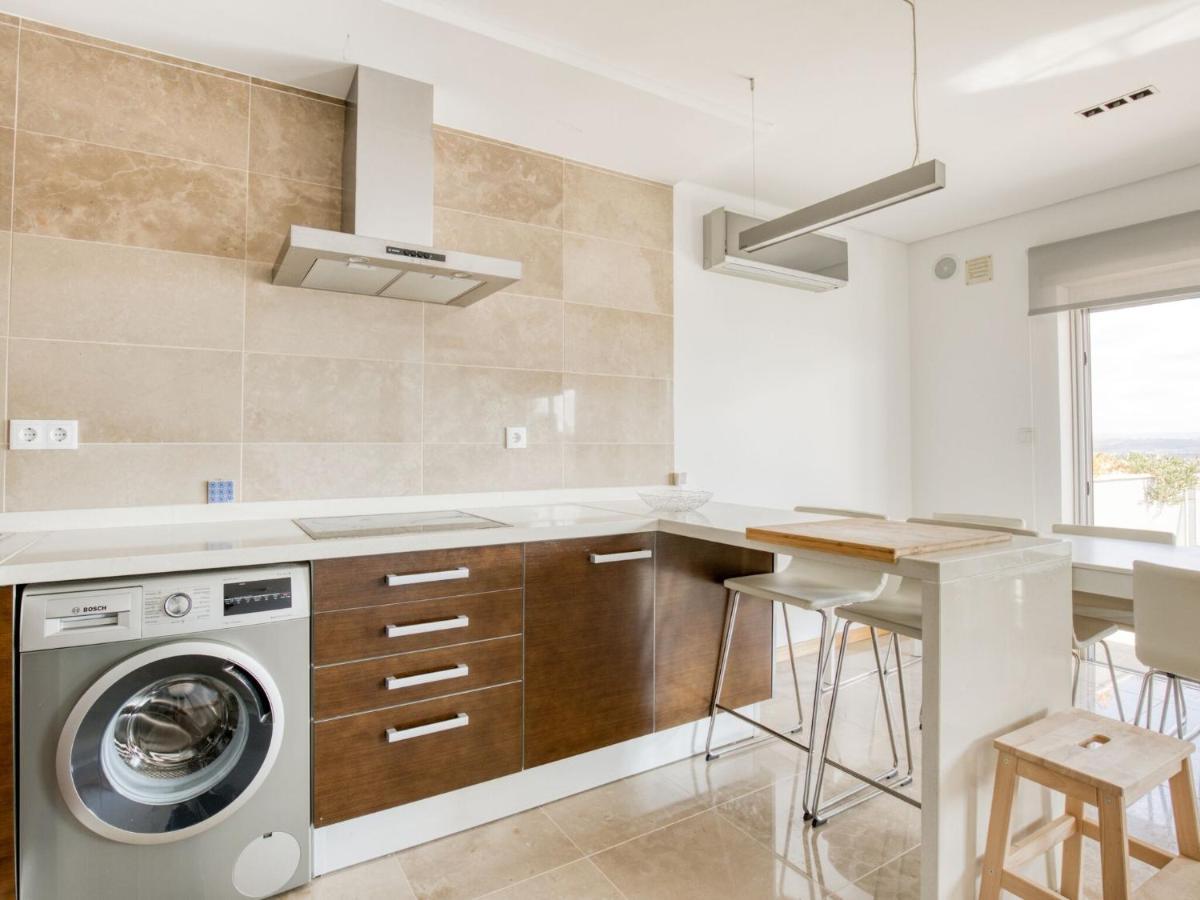 Hébergement de vacances Modern In Salir Do Porto With Swimming Pool *