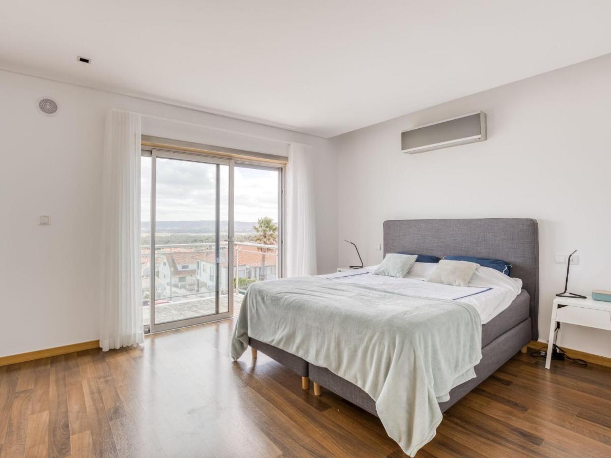 Modern In Salir Do Porto With Swimming Pool *
