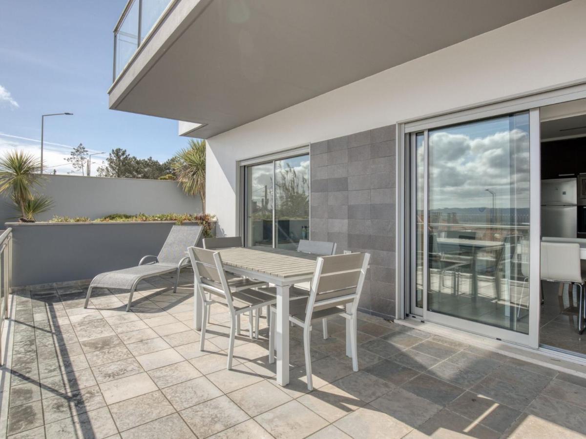 Hébergement de vacances Modern In Salir Do Porto With Swimming Pool
