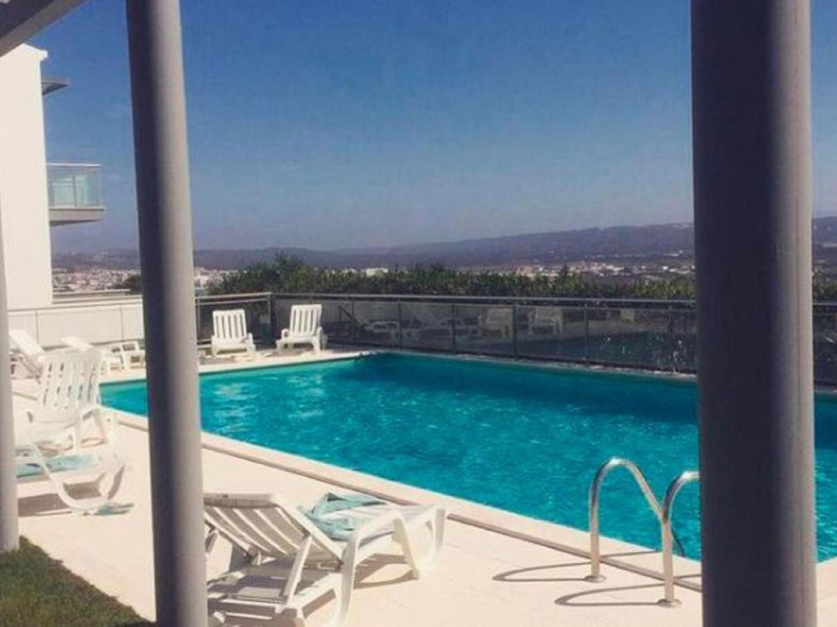 Hébergement de vacances Modern In Salir Do Porto With Swimming Pool *